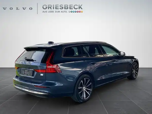 VOLVO V60 (5/22)