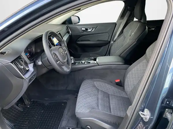 VOLVO V60 (7/22)