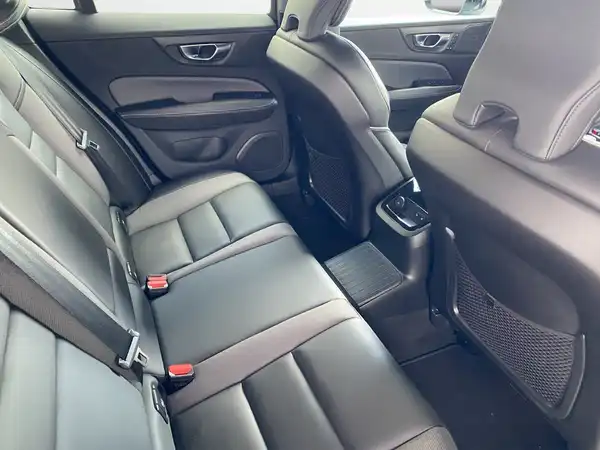 VOLVO V60 (13/22)