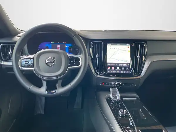 VOLVO V60 (8/22)