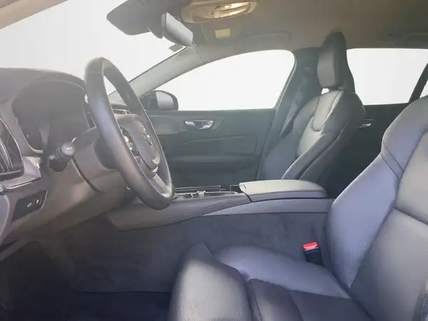 VOLVO V60 (7/21)