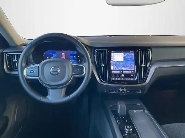 VOLVO V60 (8/19)