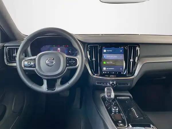 VOLVO V60 (8/20)