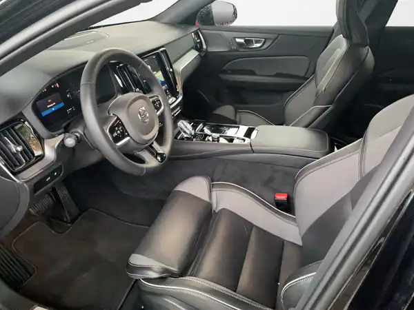 VOLVO V60 (7/16)