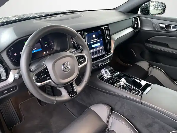 VOLVO V60 (8/16)