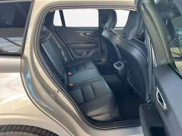 VOLVO V60 (13/20)