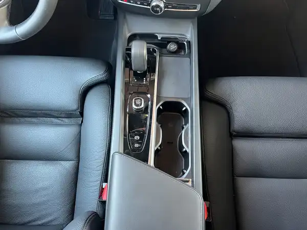 VOLVO V60 (9/20)