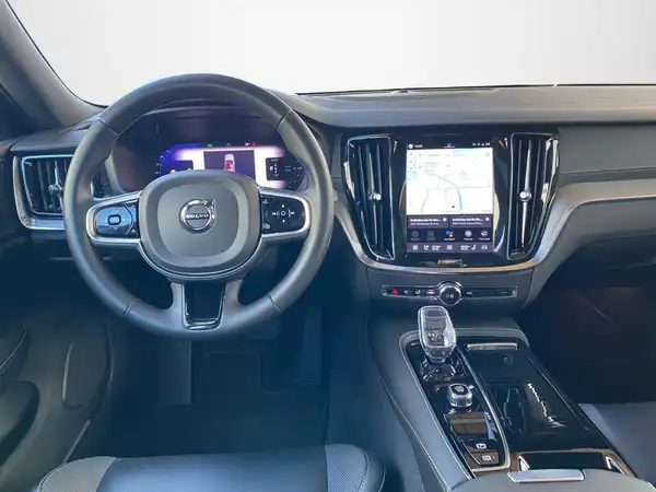VOLVO V60 (8/22)
