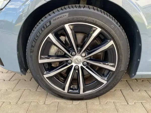 VOLVO V60 (15/20)