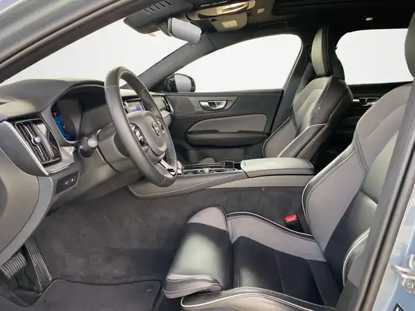 VOLVO V60 (7/20)
