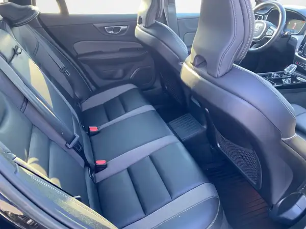 VOLVO V60 (13/23)