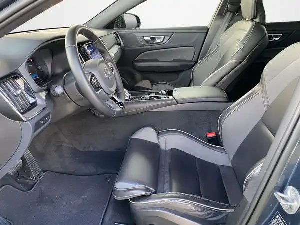 VOLVO V60 (7/21)