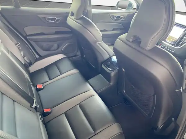 VOLVO V60 (13/20)