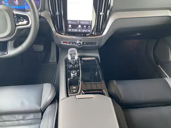 VOLVO V60 (9/20)