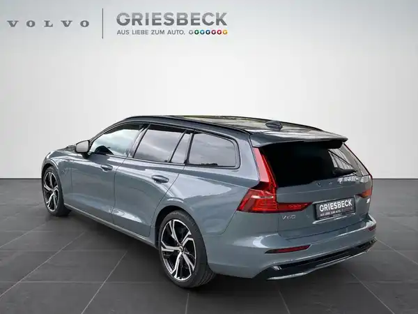 VOLVO V60 (3/22)