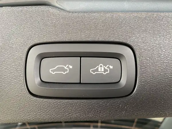 VOLVO V60 (22/22)