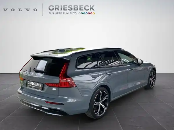 VOLVO V60 (5/22)