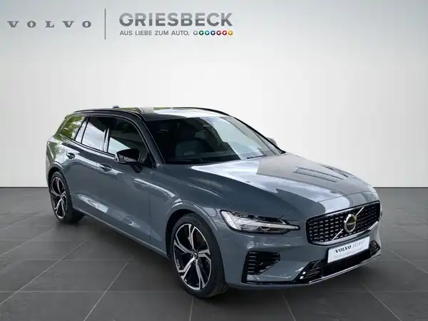 VOLVO V60 (6/22)