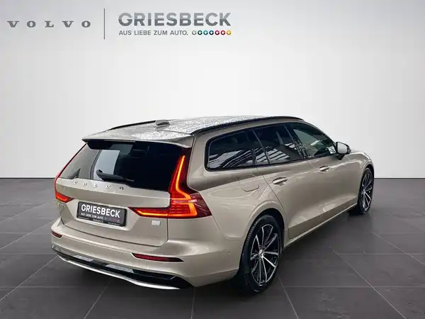 VOLVO V60 (5/20)