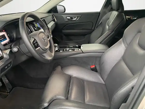 VOLVO V60 (7/20)