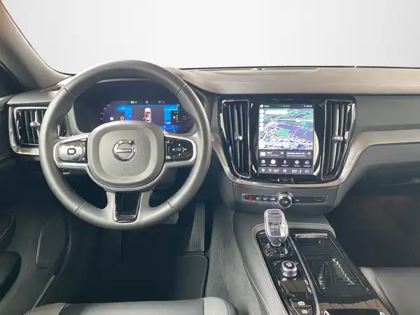 VOLVO V60 (8/20)