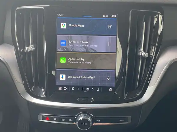 VOLVO V60 (11/22)