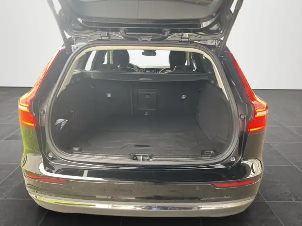 VOLVO V60 (14/22)