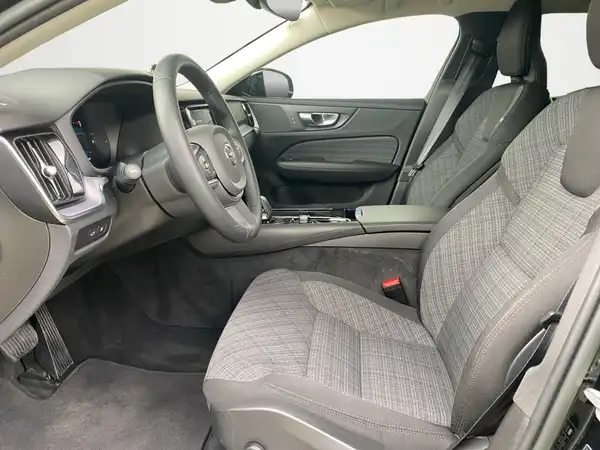 VOLVO V60 (7/22)