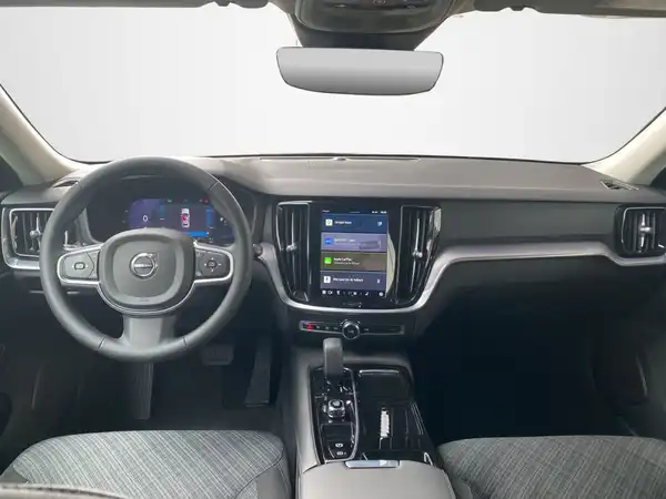 VOLVO V60 (8/22)