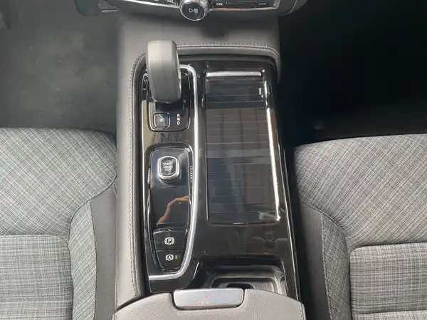 VOLVO V60 (9/22)