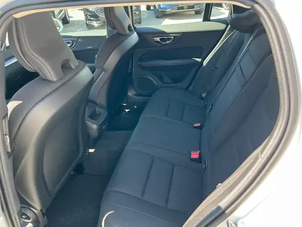 VOLVO V60 (13/27)