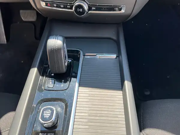 VOLVO V60 (24/27)