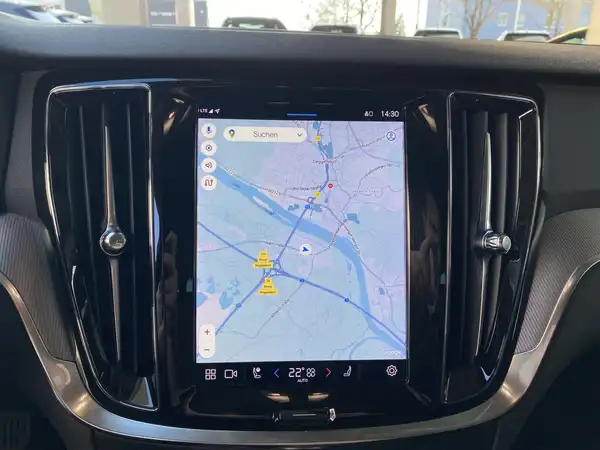 VOLVO V60 (18/20)