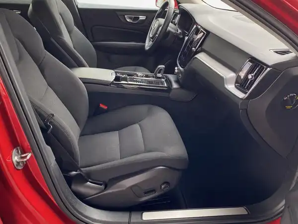 VOLVO V60 (12/19)