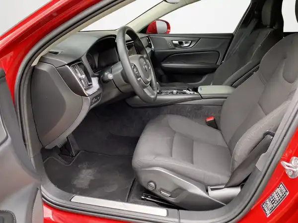 VOLVO V60 (7/19)