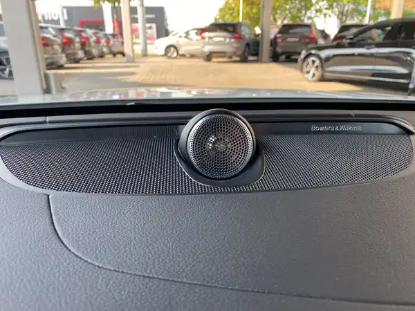 VOLVO V60 (18/23)