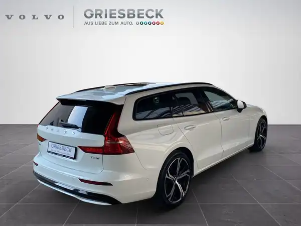 VOLVO V60 (5/23)