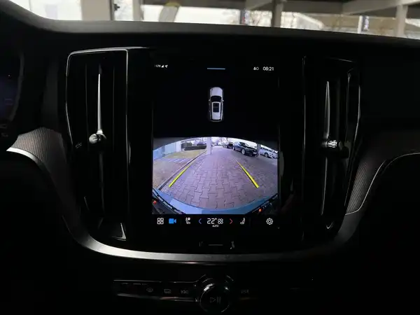 VOLVO V60 (17/20)