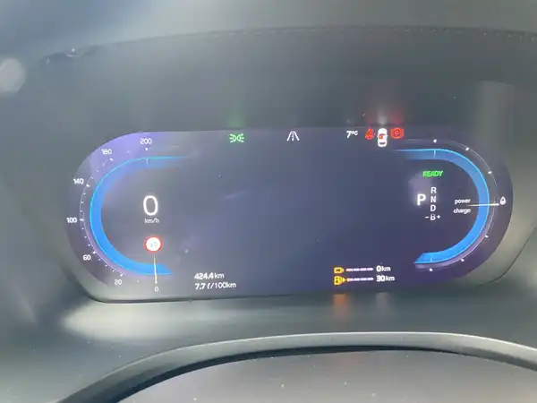 VOLVO V60 (16/21)