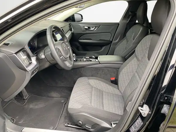 VOLVO V60 (7/21)