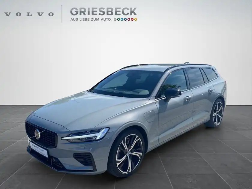 VOLVO V60 (1/23)