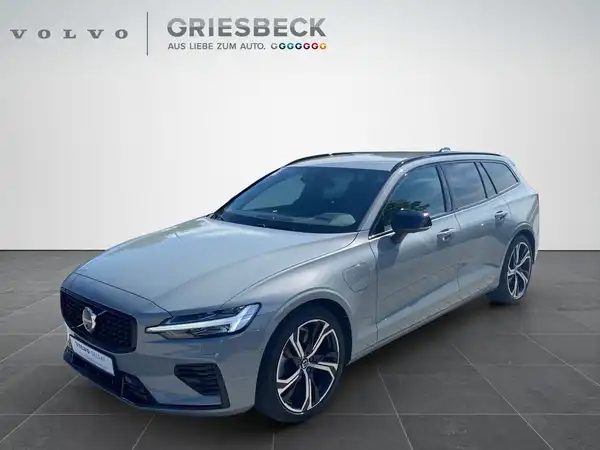 VOLVO V60 (1/23)