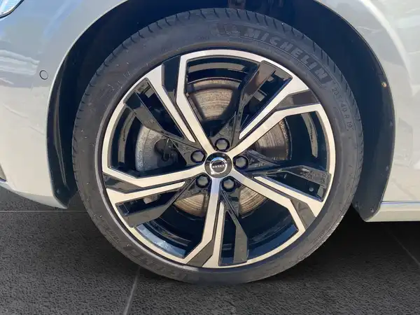 VOLVO V60 (15/23)