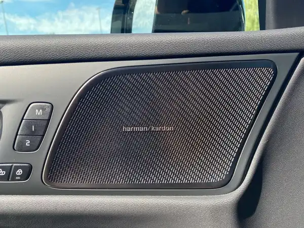 VOLVO V60 (18/23)