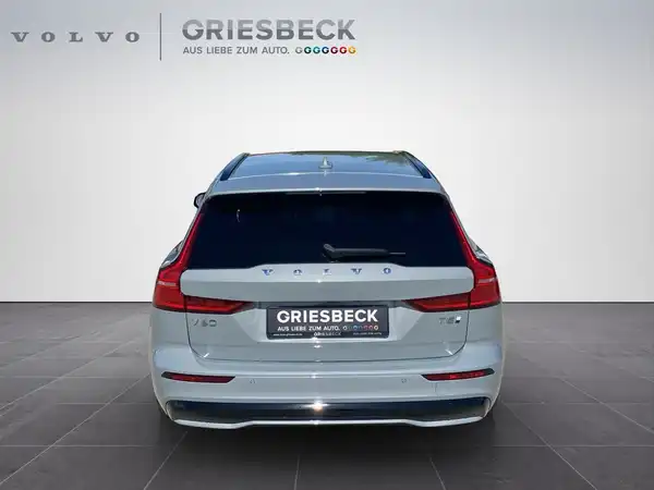 VOLVO V60 (4/23)