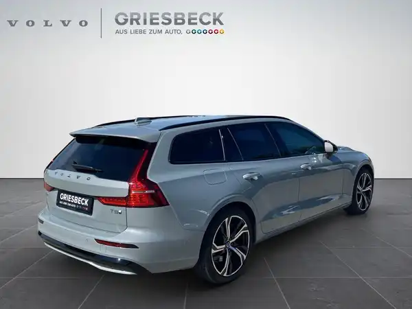 VOLVO V60 (5/23)