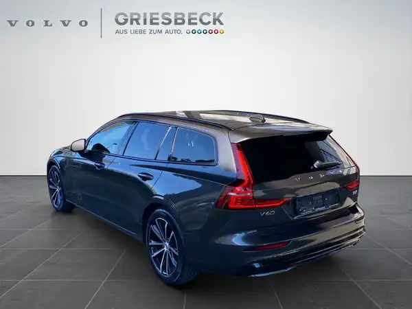 VOLVO V60 (3/22)