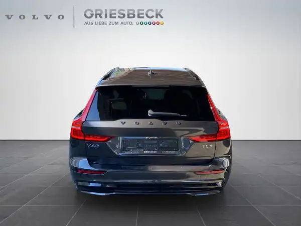 VOLVO V60 (4/22)