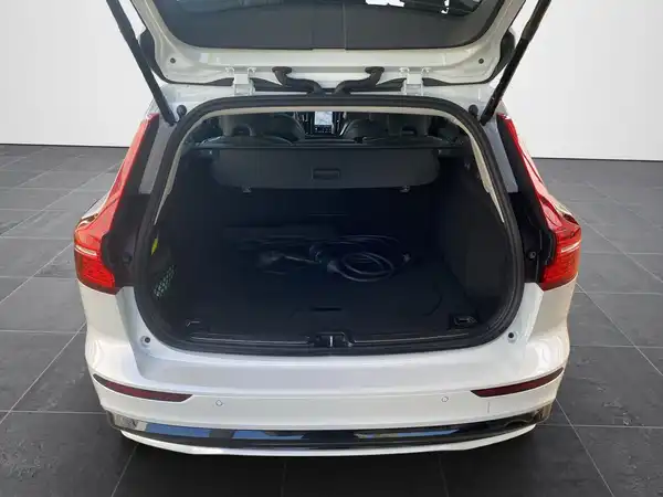 VOLVO V60 (14/20)