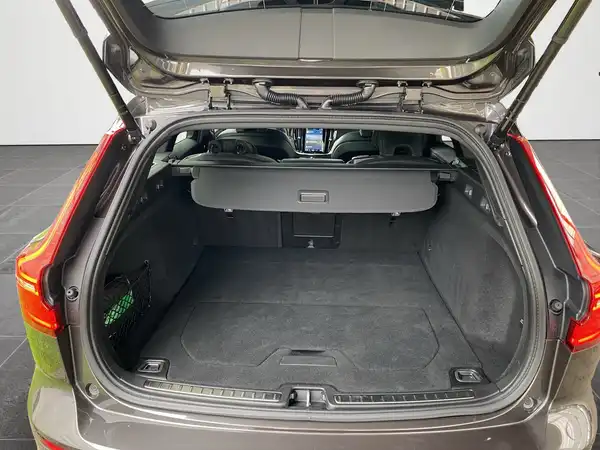 VOLVO V60 (13/22)